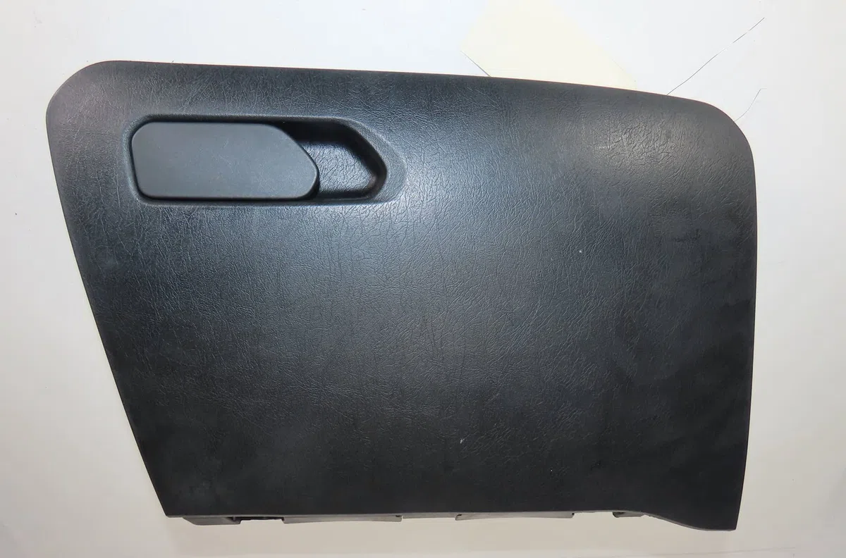 Boite à gants Fiat TIPO A trois volumes (356_, 357_) 1.4 (356sxa1b) (2015-2020) occasion