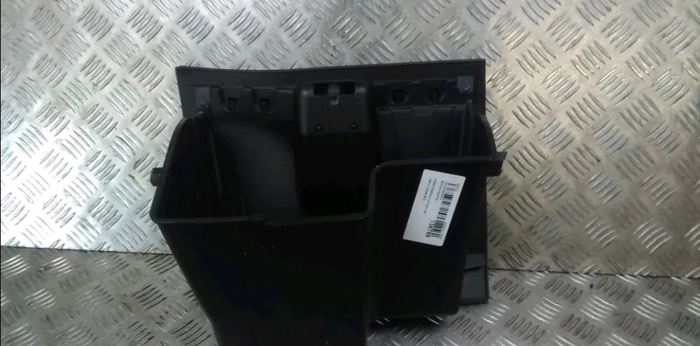 Boite à gants Ford FIESTA VI (CB1, CCN) 1.6 tdci (2008-2012) occasion