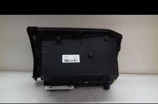 Boite à gants Ford FOCUS IV (HN) 1.0 ecoboost (2018) occasion