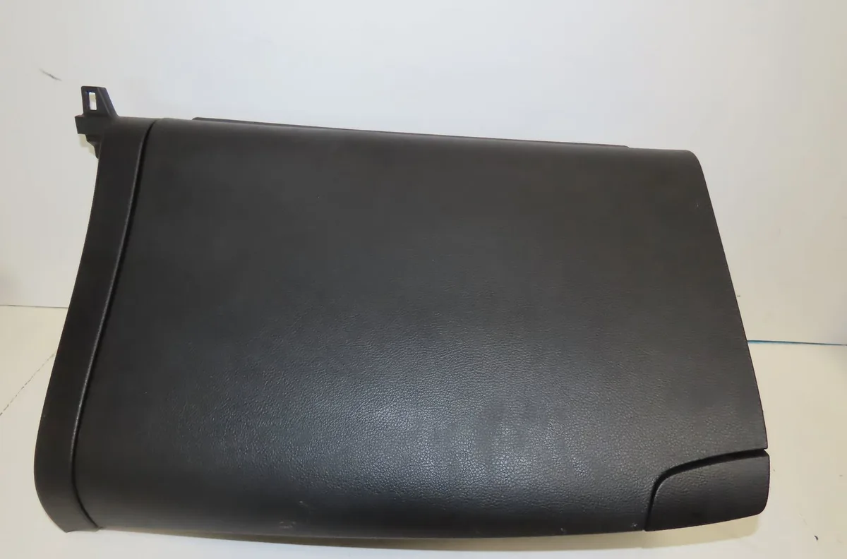 Boite à gants Kia CARENS IV 1.7 crdi (2013) occasion