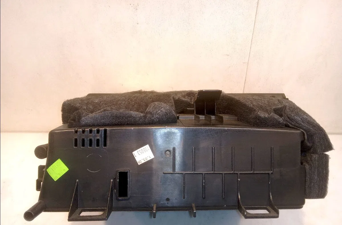 Boite à gants Mercedes-benz CLASSE A (W169) A 180 cdi (169.007, 169.307) (2004-2012) 5 portes occasion