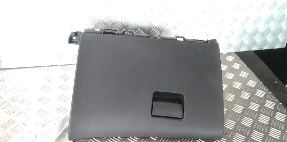Boite à gants Opel ASTRA J GTC 1.7 cdti (08) (2011-2015) occasion