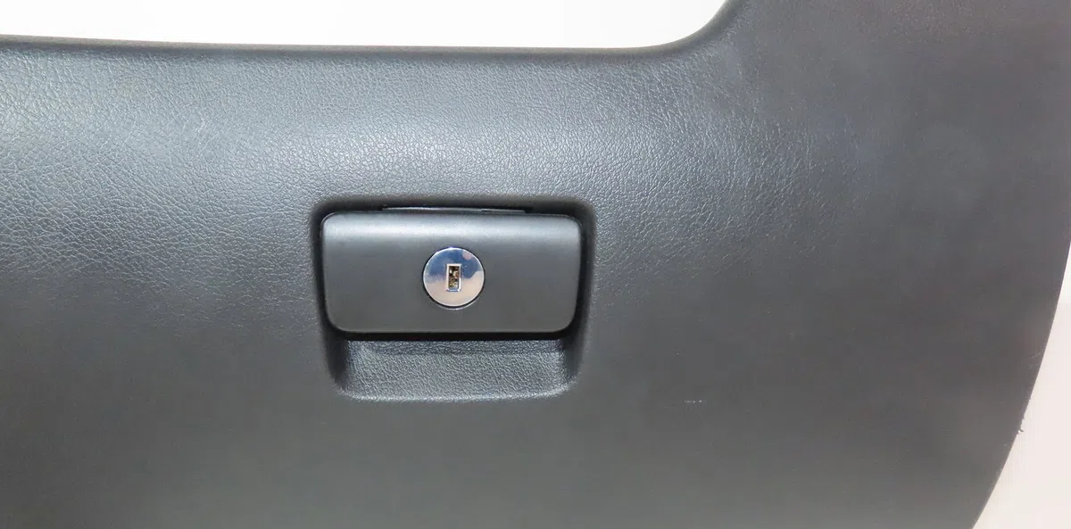 Boite à gants Peugeot 207-207 (WA_, WC_) 1.6 hdi (2006-2013) 5 portes occasion