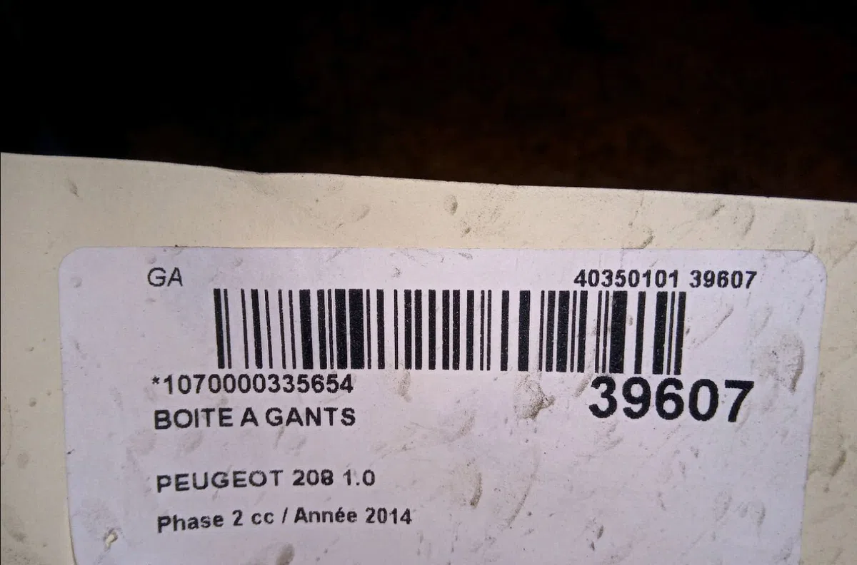 Boite à gants Peugeot 208 I (CA_, CC_) 1.0 (2012) occasion