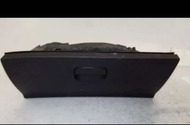 Boite à gants Peugeot 308 I (4A_, 4C_) 2.0 hdi (2007-2014) 3 portes occasion