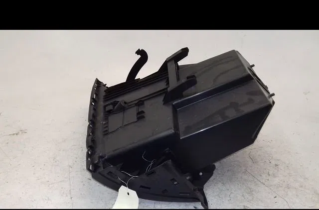 Boite à gants Renault CLIO III (BR0-1, CR0-1) 1.5 dci (2010-2014) 5 portes occasion