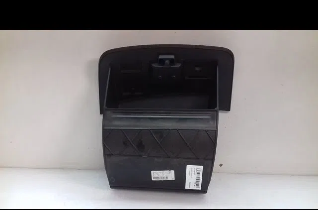 Boite à gants Renault CLIO IV (BH_) 1.5 dci 90 (2012) 5 portes occasion