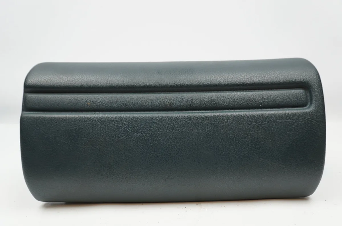 Boite à gants Renault LAGUNA I (B56_, 556_) 2.0 (b56c-h-n) (1993-2001) occasion