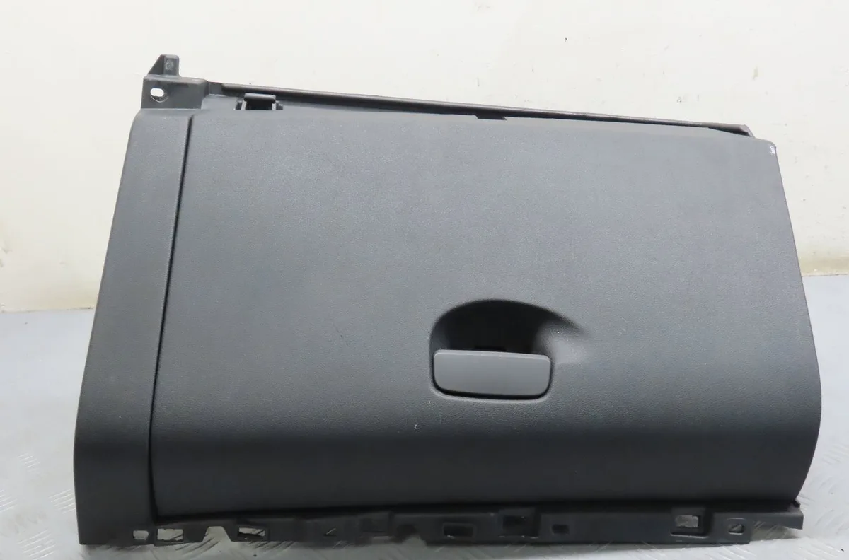 Boite à gants Renault SCÉNIC III (JZ0-1_) 1.5 dci (jz02, jz0r) (2010) occasion
