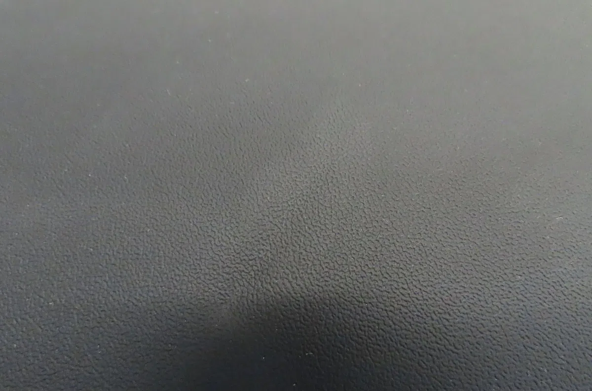 Boite à gants Tesla MODEL Y (5YJY) Ev traction intégrale (2021) 5 portes occasion
