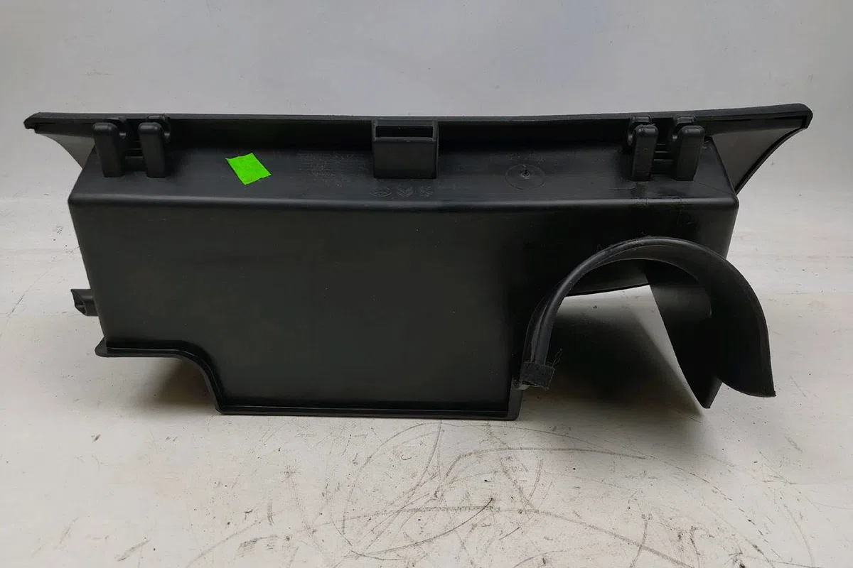 Boite à gants Toyota AYGO (_B4_) 1.0 (kgb40) (2014) occasion