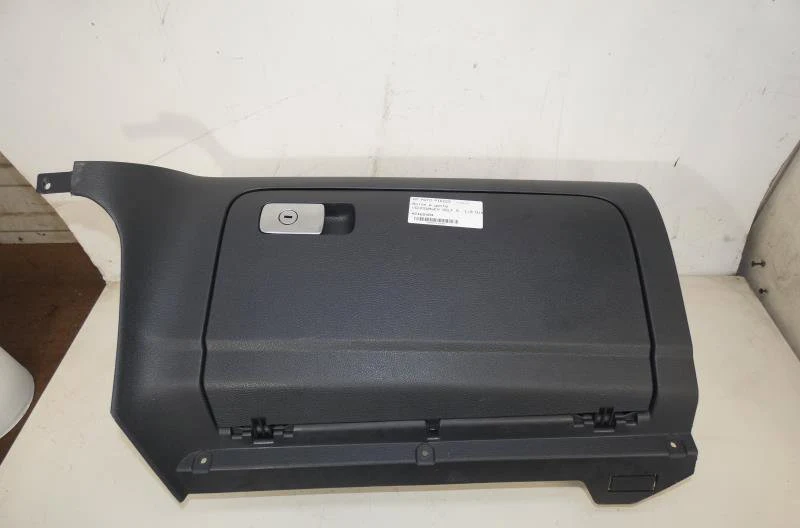 Boite à gants VOLKSWAGEN GOLF 5 occasion