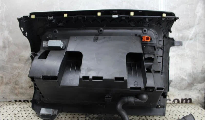 Boite à gants VOLKSWAGEN GOLF 6 occasion