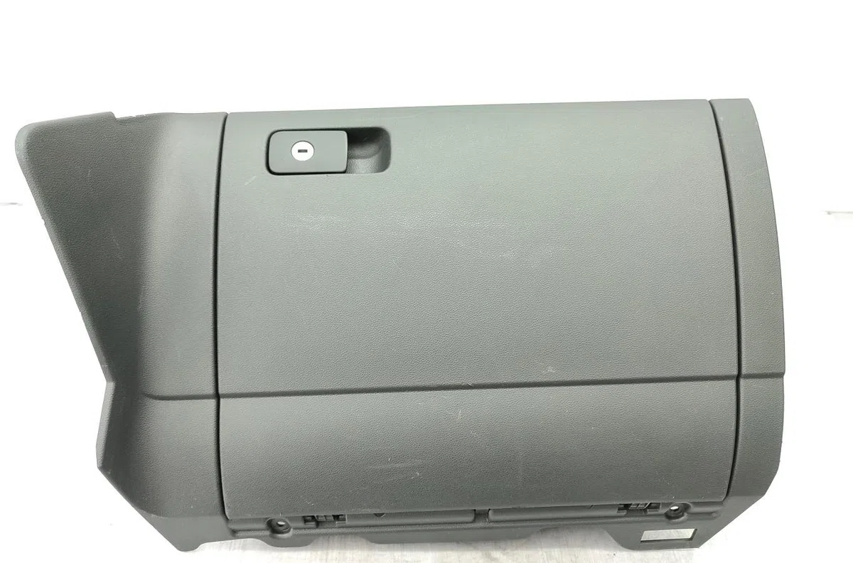 Boite à gants VOLKSWAGEN GOLF 7 PHASE 1 occasion