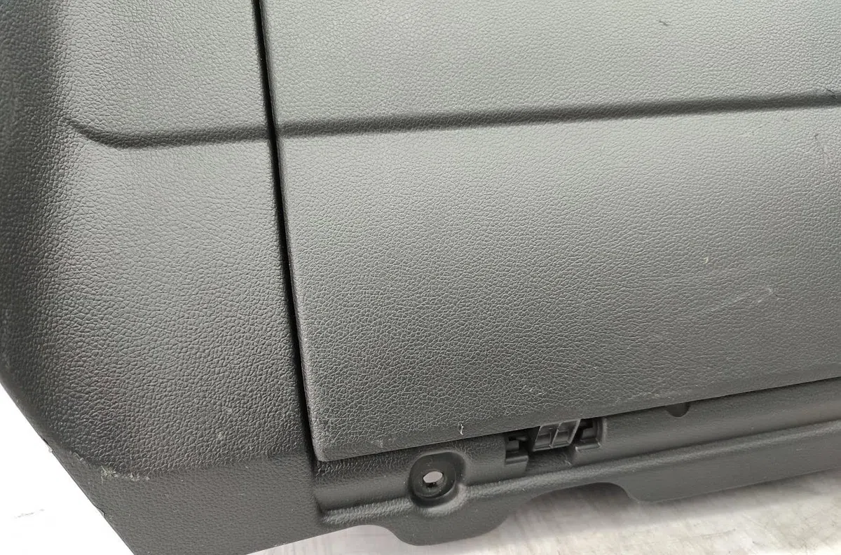 Boite à gants VOLKSWAGEN GOLF 7 PHASE 1 occasion