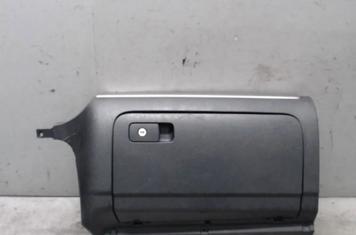 Boite à gants Volkswagen GOLF VI (5K1) 1.4 (2008-2012) 5 portes occasion