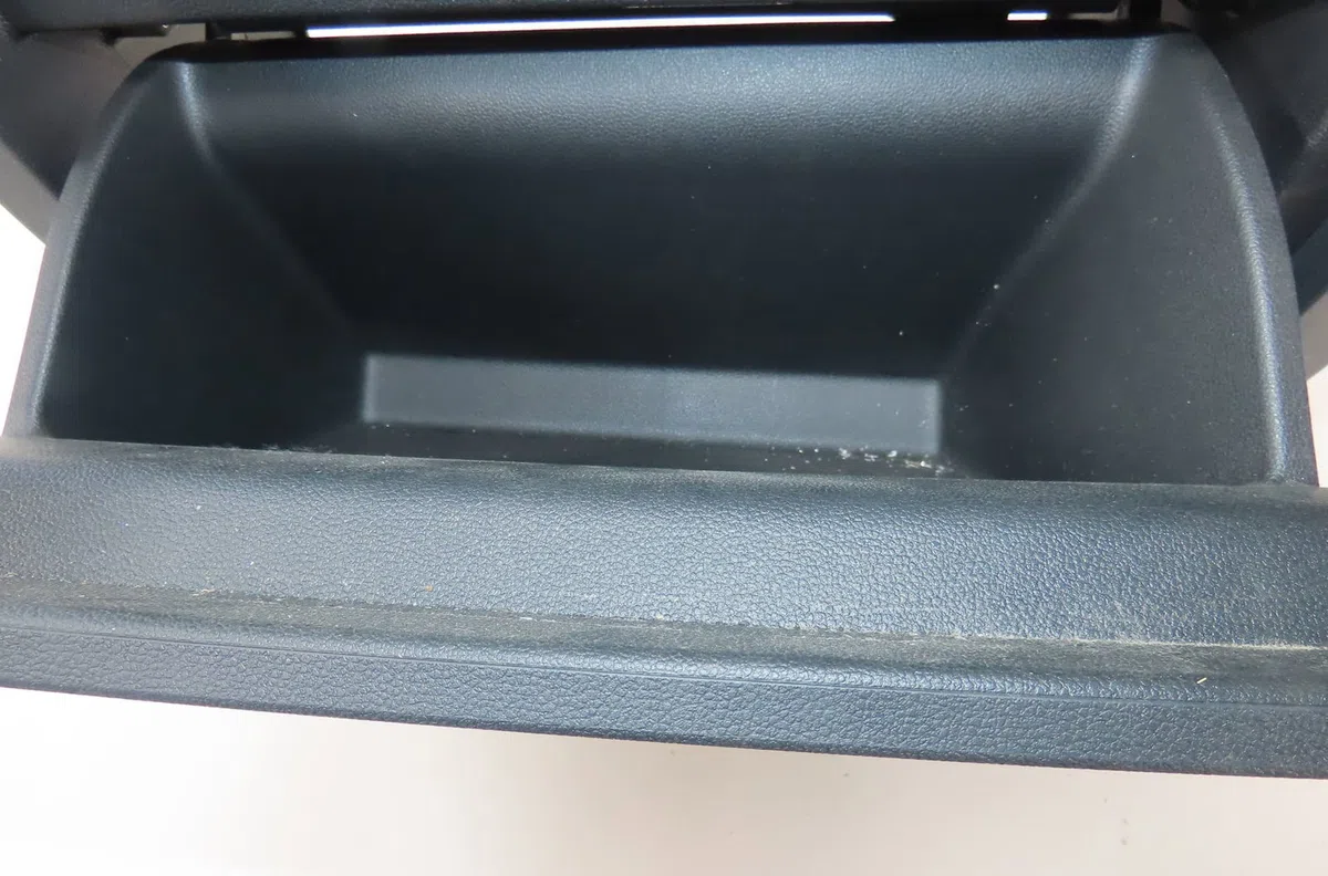 Boite à gants Volkswagen GOLF VIII (CD1) 1.5 etsi (2019) occasion