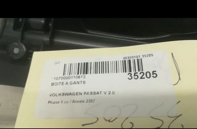 Boite à gants Volkswagen PASSAT B6 Variant (3C5) 2.0 tdi 16v (2005-2010) 5 portes occasion