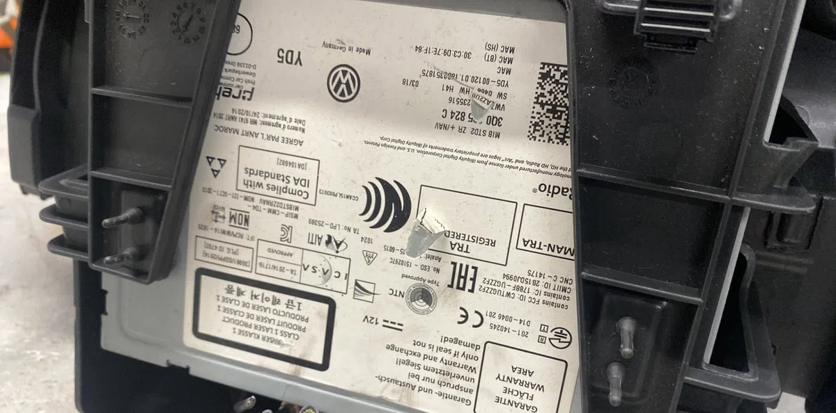 Boite à gants VOLKSWAGEN POLO 6 PHASE 2 occasion