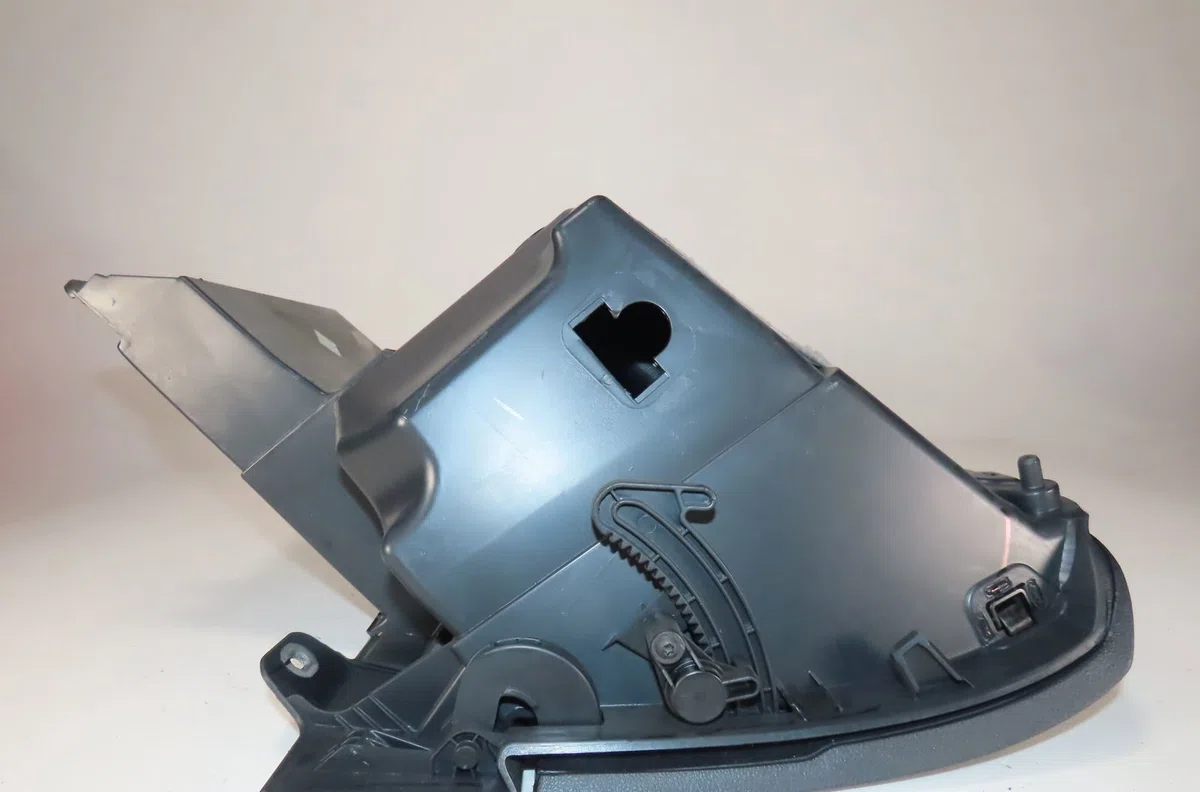 Boite à gants Volkswagen POLO V (6R1, 6C1) 1.0 (2014) occasion