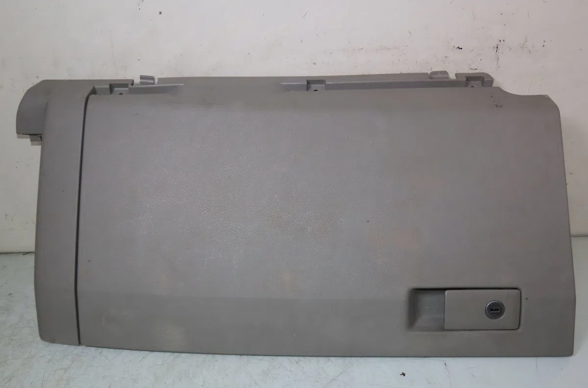 Boite à gants Volkswagen TRANSPORTER VI Camionnette (SGA, SGH, SHA, SHH) 2.0 tdi (2015-2019) occasion