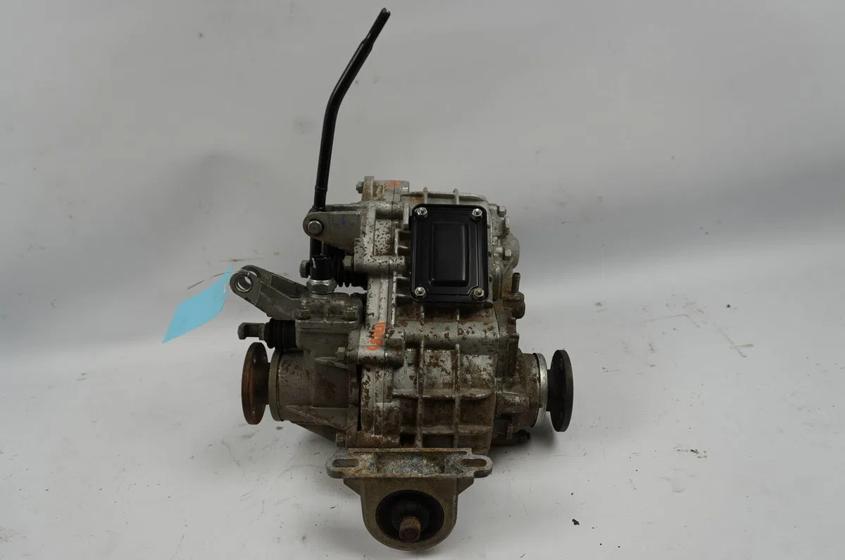 Boite de transfert Lada NIVA Véhicule tout terrain fermé (2121, 2131) 1.7 lpg (2002-2015) occasion
