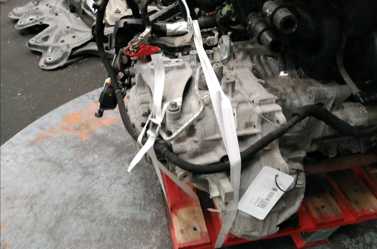 Boîte de vitesses automatique Peugeot 208 II (UB_, UP_, UW_, UJ_) 1.2 puretech 100 (2019) 5 portes occasion