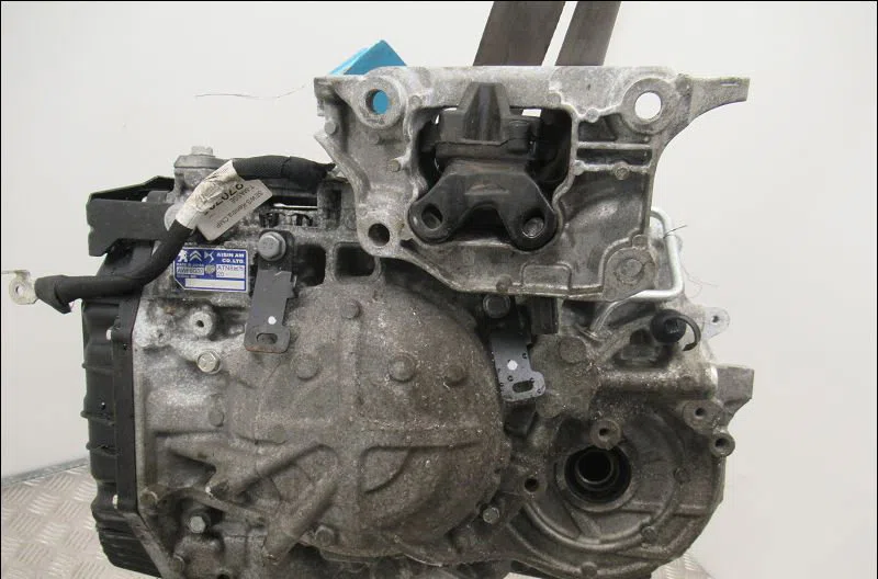 Boîte de vitesses automatique Peugeot 208 II (UB_, UP_, UW_, UJ_) 1.2 puretech 100 (2019) 5 portes occasion