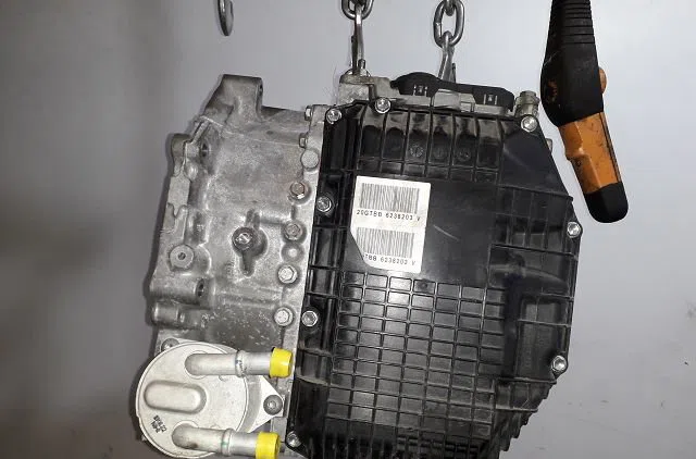 Boîte de vitesses automatique Peugeot 208 II (UB_, UP_, UW_, UJ_) 1.2 puretech 100 (2019) 5 portes occasion