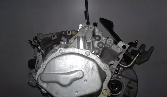 Boîte de vitesses manuelle Citroen C5 I (DC_) 2.0 16v hpi (dcrlzb) (2001-2004) occasion — photo 3