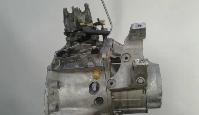 Boîte de vitesses manuelle Citroen C5 II (RC_) 1.8 16v (2005-2008) occasion — photo 2