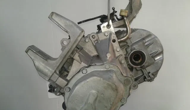 Boîte de vitesses manuelle Citroen C5 II (RC_) 1.8 16v (2005-2008) occasion — photo 3