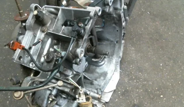 Boîte de vitesses manuelle Citroen XSARA (N1) 1.8 i (1997-2000) occasion — photo 2