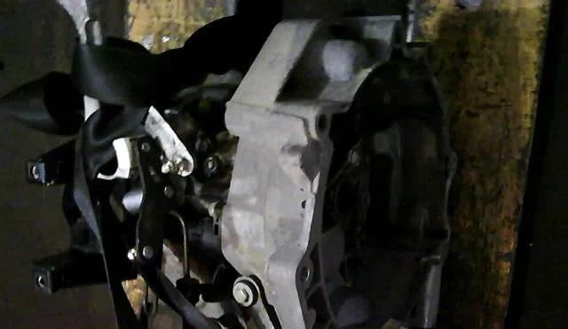Boîte de vitesses manuelle FIAT PUNTO occasion — photo 2