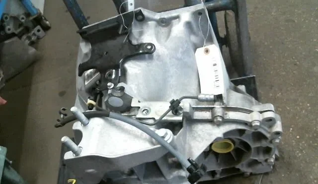 Boîte de vitesses manuelle Ford FIESTA VI (CB1, CCN) 1.0 ecoboost (2013) occasion — photo 2