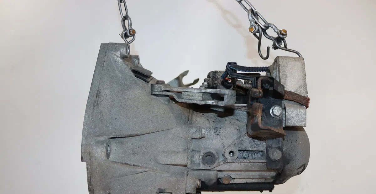 Boîte de vitesses manuelle Ford KA (RU8) 1.2 (2008-2016) 3 portes occasion — photo 2