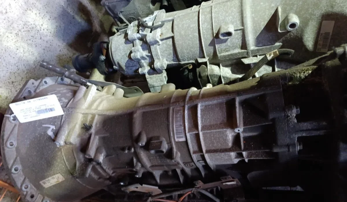 Boîte de vitesses manuelle Land rover DISCOVERY IV (L319) 3.0 td 4x4 (2010-2018) occasion — photo 2