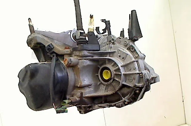 Boîte de vitesses manuelle NISSAN MICRA III occasion — photo 4