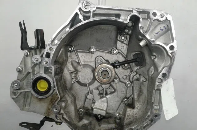 Boîte de vitesses manuelle Nissan MICRA IV (K13KK) 1.2 (2015) occasion