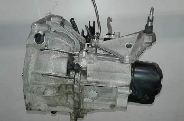 Boîte de vitesses manuelle Nissan NOTE (E11, NE11) 1.4 (2006-2012) occasion — photo 2