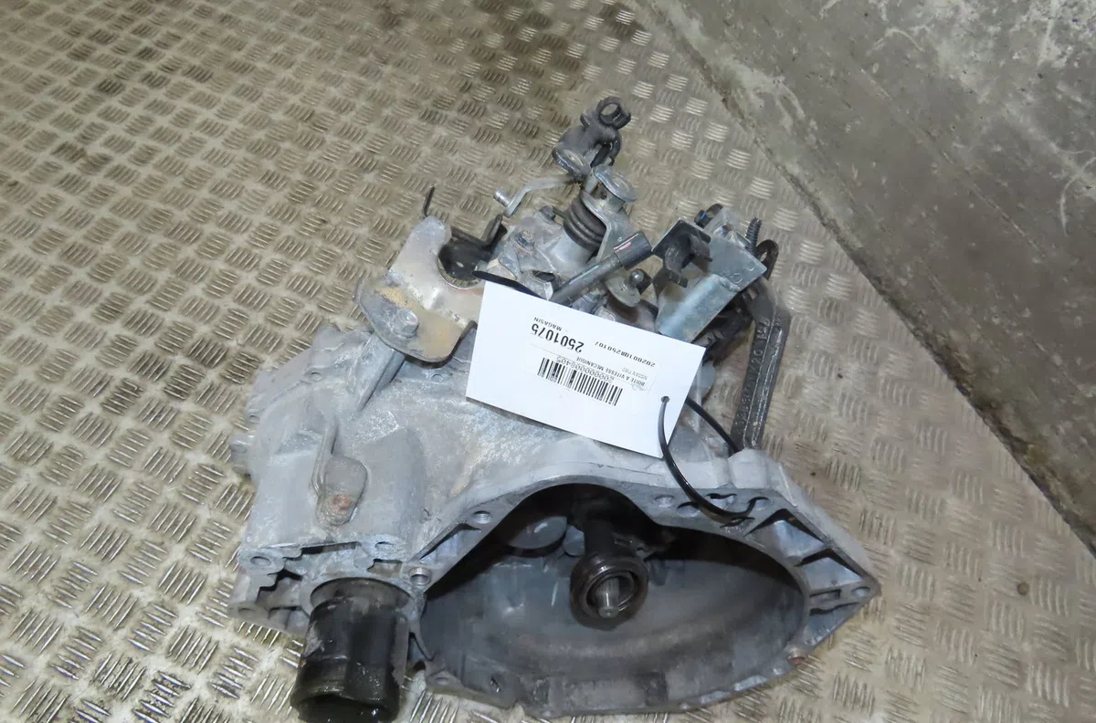 Boîte de vitesses manuelle Nissan PIXO (UA0) 1.0 (2009) 5 portes occasion