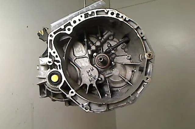 Boîte de vitesses manuelle NISSAN PRIMERA IV occasion — photo 2