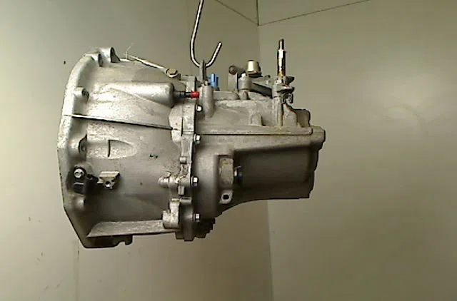 Boîte de vitesses manuelle NISSAN PRIMERA IV occasion — photo 3