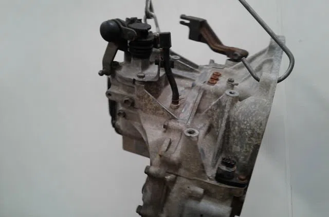 Boîte de vitesses manuelle Opel AGILA (A) (H00) 1.0 12v (f68) (2000-2007) occasion — photo 2