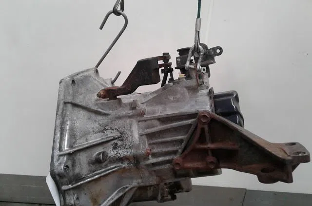 Boîte de vitesses manuelle Opel AGILA (A) (H00) 1.0 12v (f68) (2000-2007) occasion — photo 3