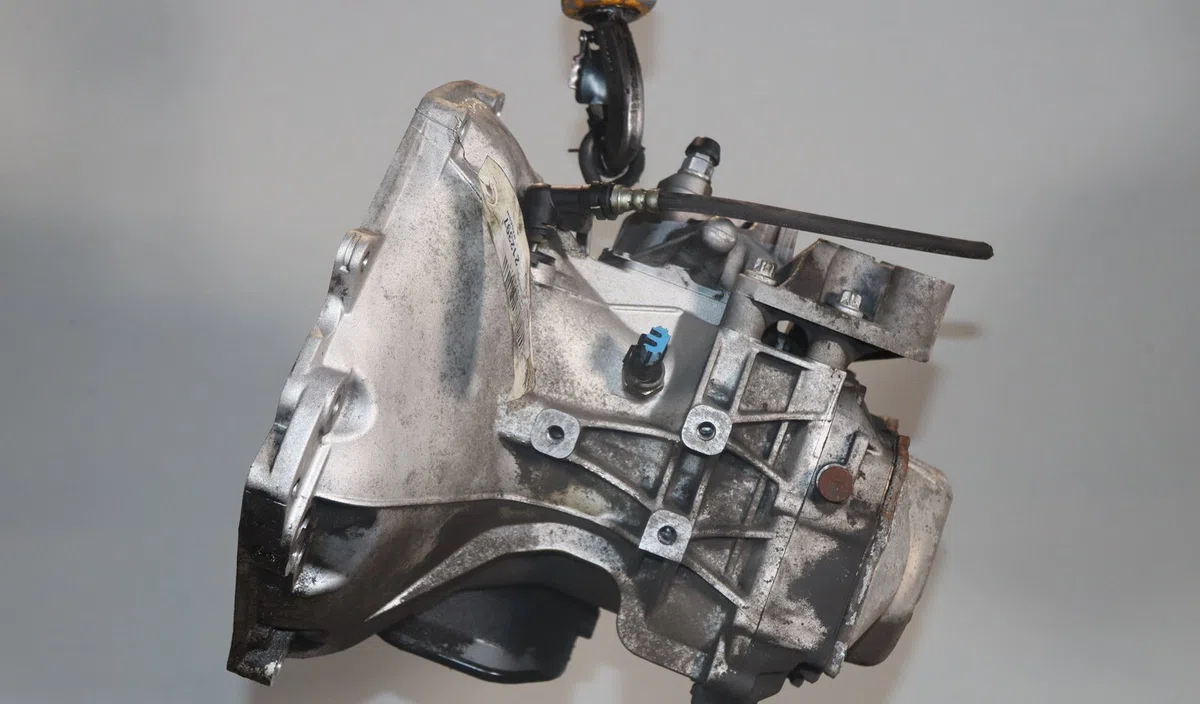 Boîte de vitesses manuelle Opel ASTRA H GTC (A04) 1.4 (l08) (2005-2010) occasion — photo 2