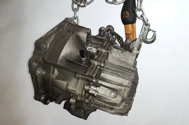 Boîte de vitesses manuelle Opel ASTRA J Sports Tourer (P10) 1.4 turbo (35) (2010-2015) occasion — photo 2