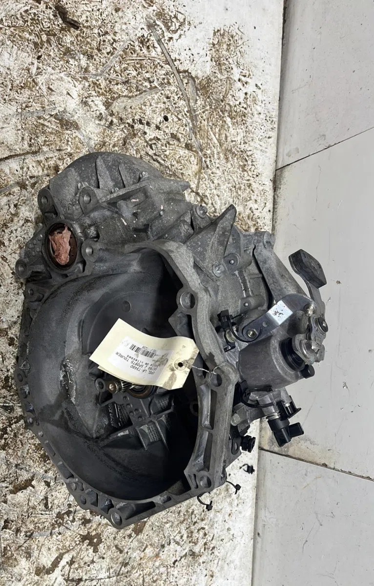 Boîte de vitesses manuelle Opel ASTRA J Sports Tourer (P10) 1.6 cdti (35) (2013-2015) occasion — photo 2