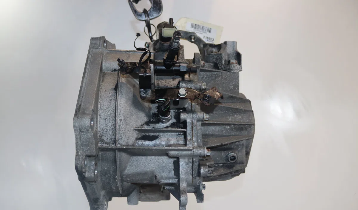 Boîte de vitesses manuelle Opel ASTRA J Sports Tourer (P10) 1.7 cdti (35) (2010-2015) occasion — photo 2
