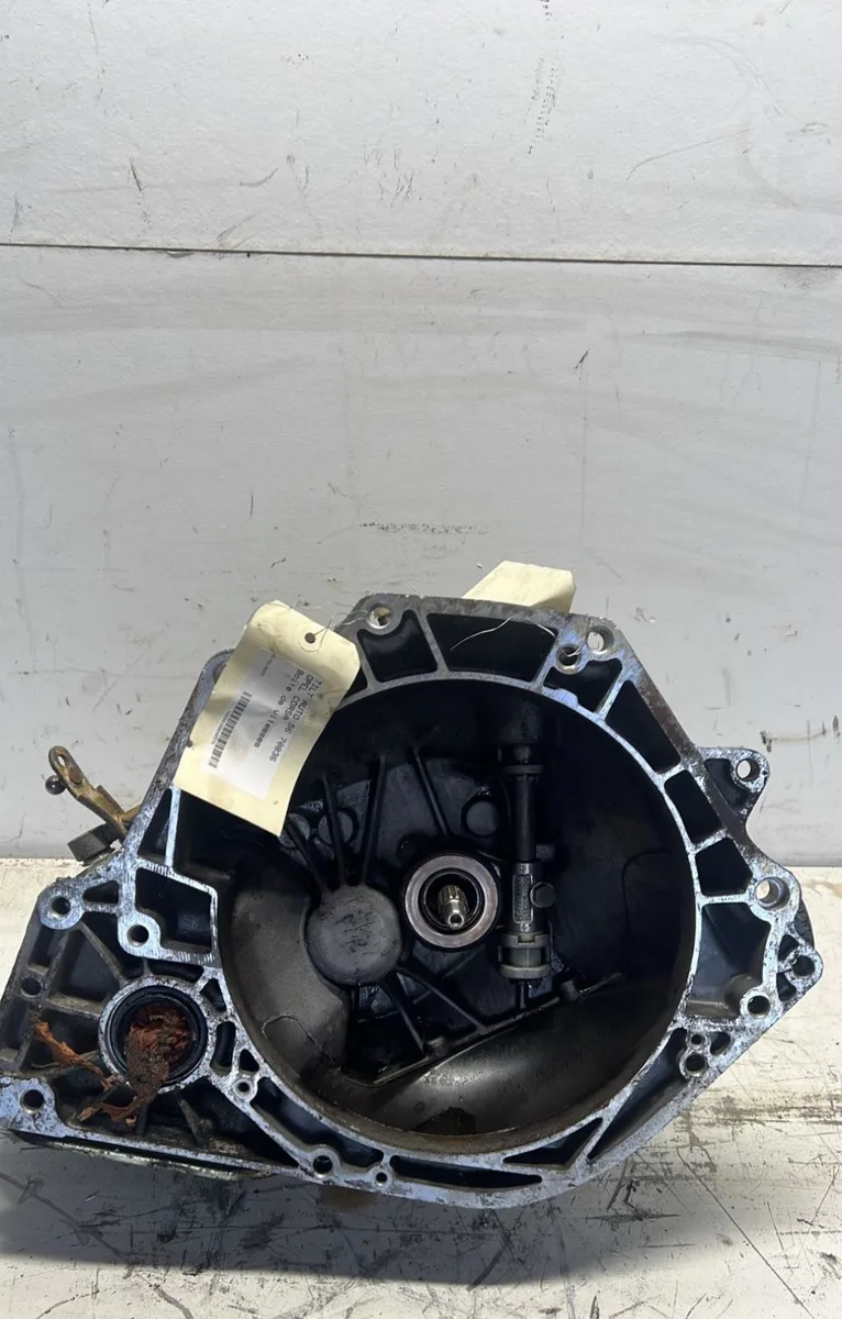 Boîte de vitesses manuelle Opel CORSA A 3/5 portes (S83) 1.0 (f08, m08, f68, m68) (1982-1993) occasion